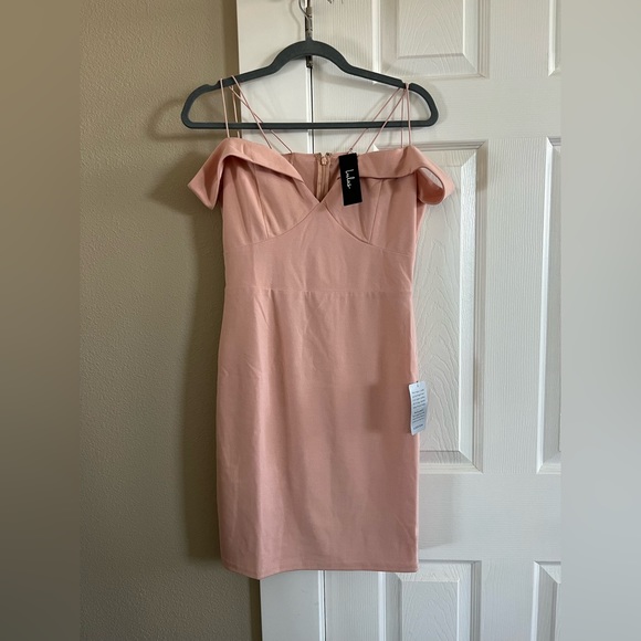 NWT Lulus Women Reason to celebrate off the shoulder bodycon mini dress. size M - Picture 2 of 7